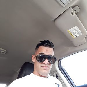 Meet your Posher, Luis